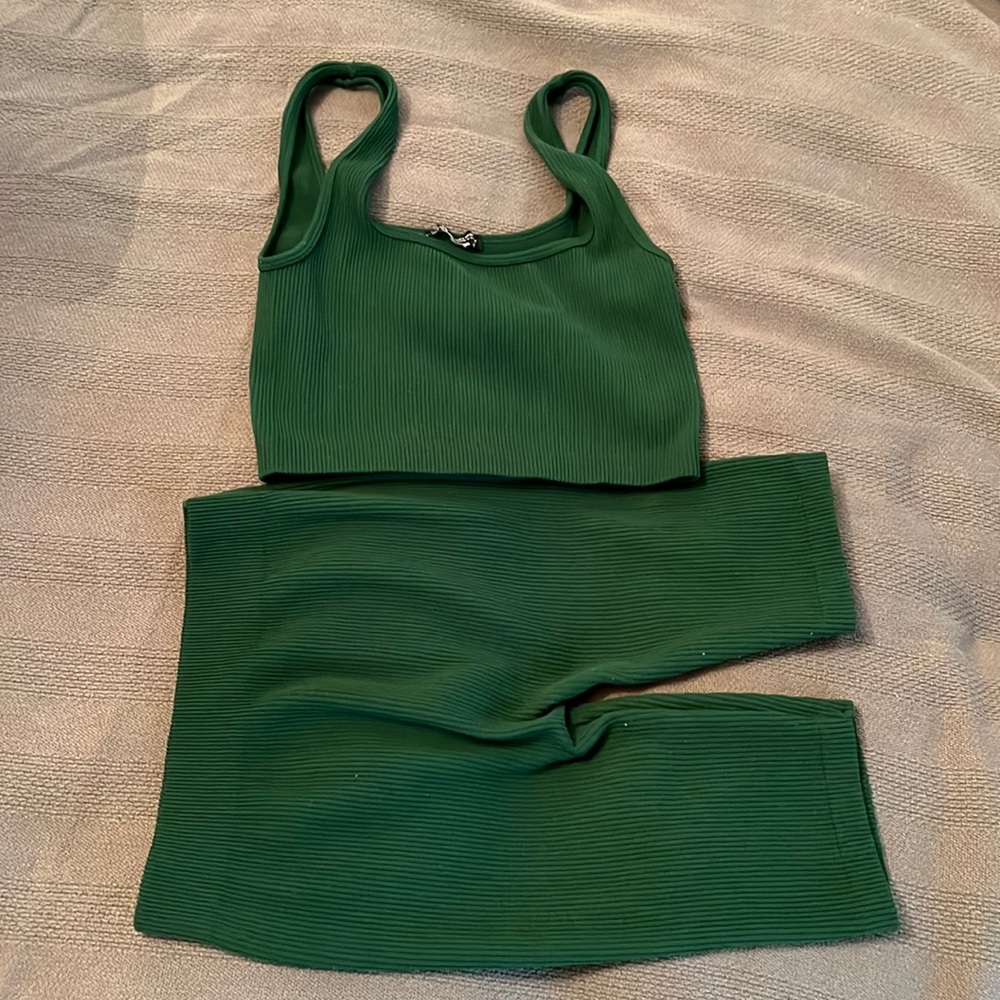 Zara cropped tank and biker shorts set size US M-L in dark green
